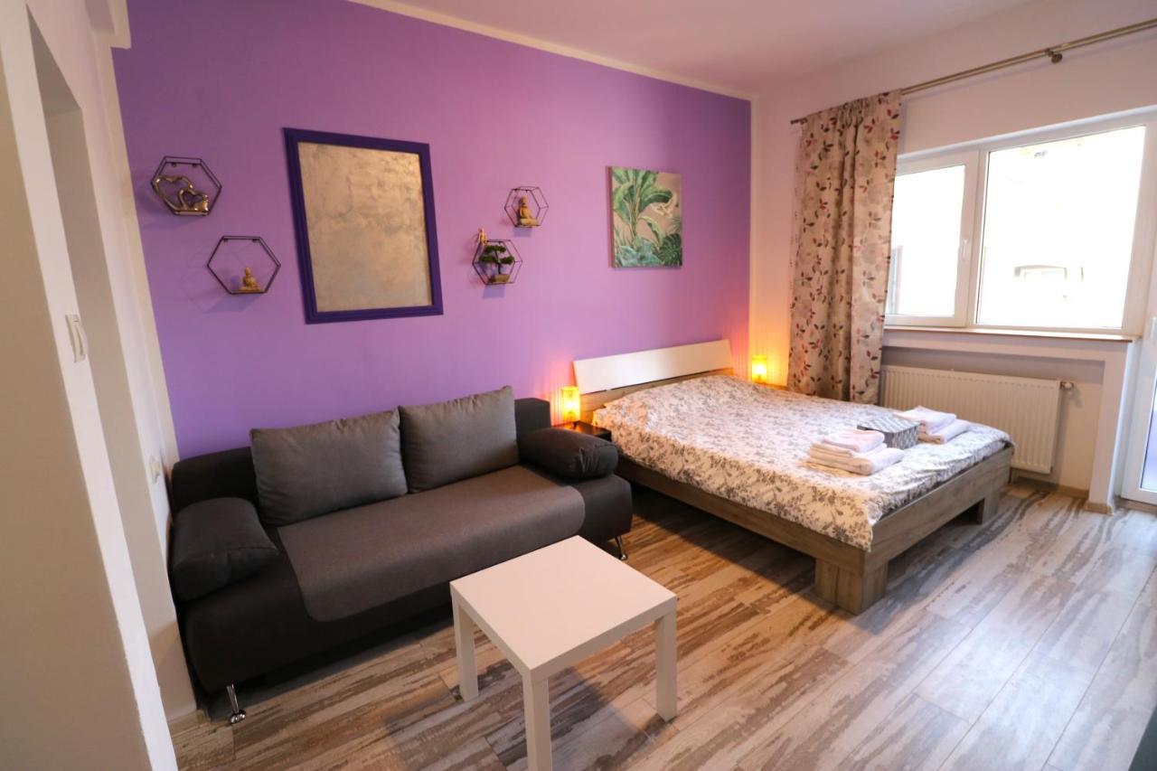 דירות בוקרשט Charming Cozy Studio - Old Town - Free Minibar מראה חיצוני תמונה